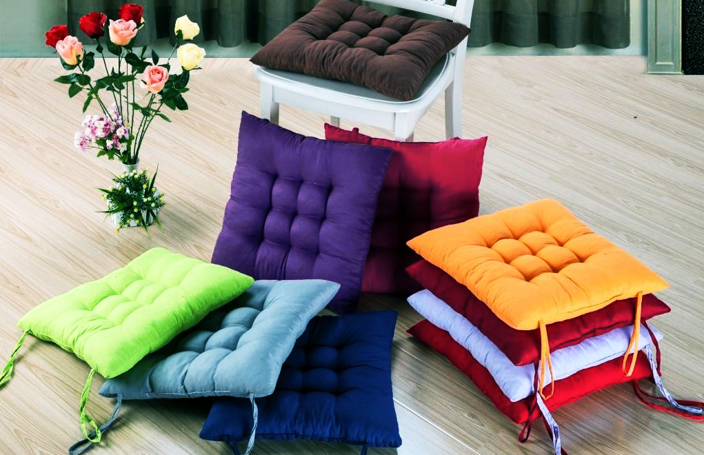 Пошив мягких подушек на стулья и скамейки Пошив мягких подушек на стулья и скамейки